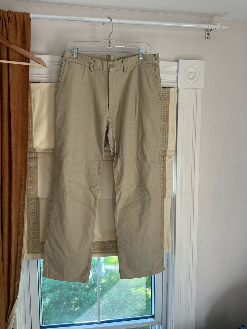 Men’s size 34 Patagonia Khaki Straight-Leg Chinos